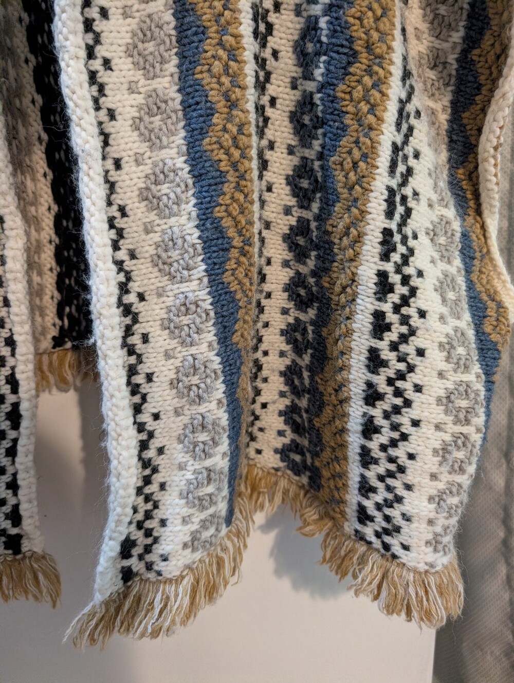 Wool Poncho - Picture 3 of 4